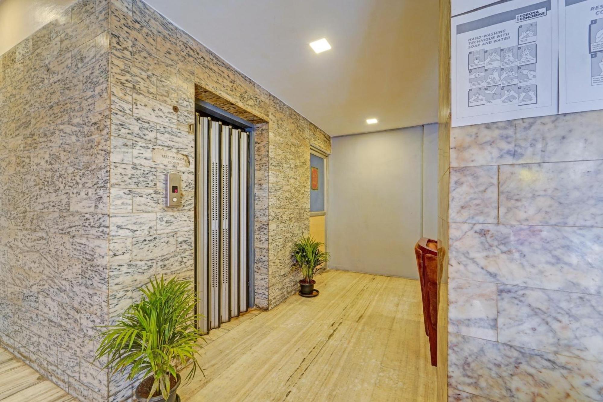Super Townhouse G Silver Hotels Mount Road Čennai Exteriér fotografie